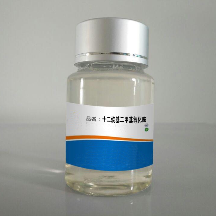 liquid N,N-dimethyldodecylamine-N-oxid